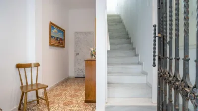 House in Centre photo 30