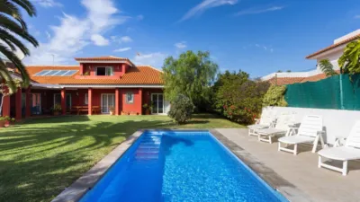 Chalet on Doctor Barajas Street photo 45