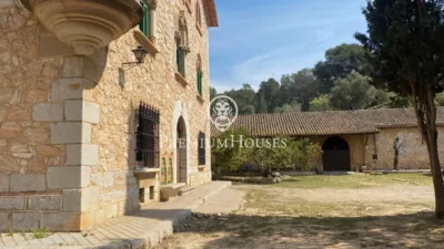 Rustic Finca in Vallpineda photo 5