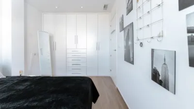 Casa on Carrer César Mateo Cid photo 31