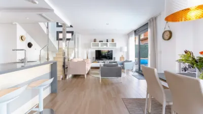 Casa – Torrevieja, Urbanización El Chaparral - Más