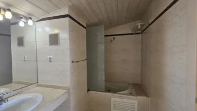 Attic in Carrer de Narcís Oller photo 16