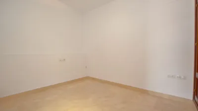 Ático en alquiler en Calle de Clara Campoamor, Santa Eufemia (Tomares) de 1.100 €<span>/mes</span>