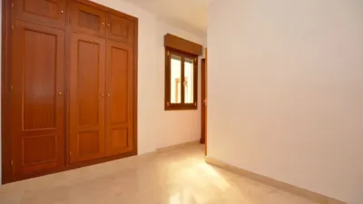 Ático en alquiler en Calle de Clara Campoamor, Santa Eufemia (Tomares) de 1.100 €<span>/mes</span>