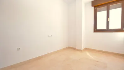 Ático en alquiler en Calle de Clara Campoamor, Santa Eufemia (Tomares) de 1.100 €<span>/mes</span>