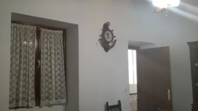 House in Center photo 4