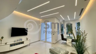 Chalet on Calle Londres photo 4