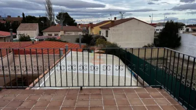 Chalet en venta en Calle de la Balsa, La Muela de 348.000 €