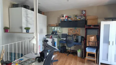 House in the Centre photo 11