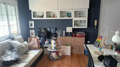 House in the Centre photo 2