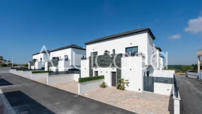 Townhouse in Gran Alacant photo 3
