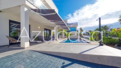 Chalet on Carrer Font Bugaya photo 20