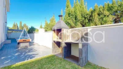 Chalet on Carrer Font Bugaya photo 27