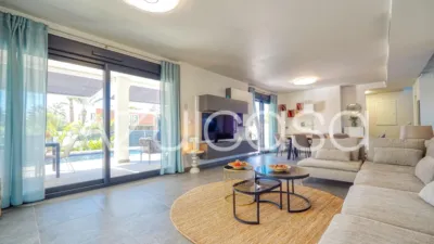 Chalet on Carrer Font Bugaya photo 49