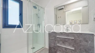 Chalet on Carrer Font Bugaya photo 64