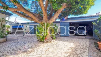 Chalet on Riu Segura Street photo 23