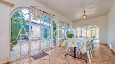 Chalet on Riu Segura Street photo 27