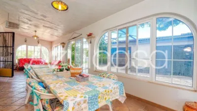 Chalet on Riu Segura Street photo 32