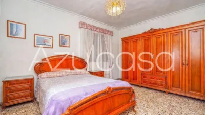 Chalet on Riu Segura Street photo 50