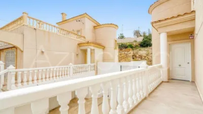 Semi-detached house on Carrer de Torrevella photo 44