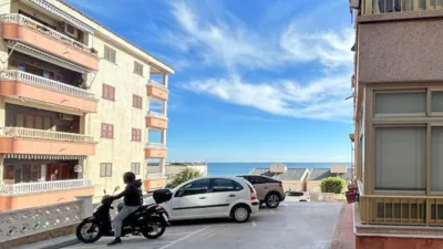 Apartment on Avenida de Óscar Esplá photo 17