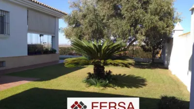 Chalet en alquiler en Camino Viejo de Rota, Urbanizaciones Zona Norte (El Puerto de Santa María) de 2.700 €<span>/mes</span>