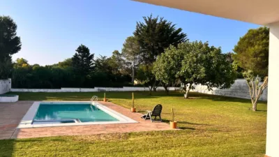 Chalet en alquiler en Montes de Oca, Urbanizaciones Zona Norte (El Puerto de Santa María) de 2.400 €<span>/mes</span>
