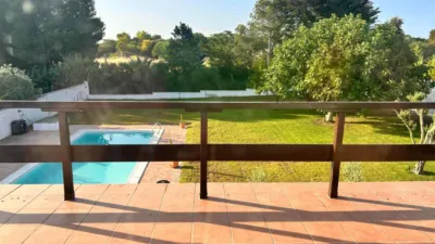 Chalet en alquiler en Montes de Oca, Urbanizaciones Zona Norte (El Puerto de Santa María) de 2.400 €<span>/mes</span>