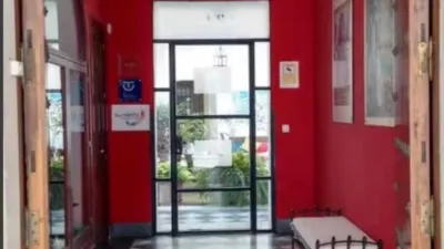 House in the Centre photo 8