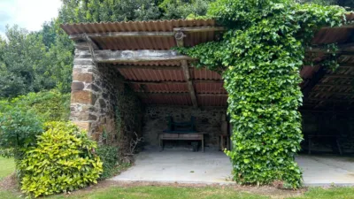 Casa pareada en venta en Andeiro, A Iglesia (Andeiro). Municipio de Cambre de 160.000 €