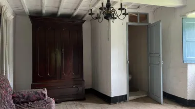 Casa pareada en venta en Andeiro, A Iglesia (Andeiro). Municipio de Cambre de 160.000 €