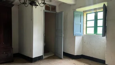 Casa pareada en venta en Andeiro, A Iglesia (Andeiro). Municipio de Cambre de 160.000 €