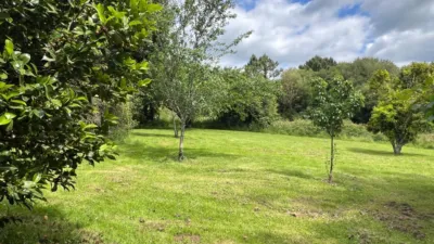 Casa pareada en venta en Andeiro, A Iglesia (Andeiro). Municipio de Cambre de 160.000 €
