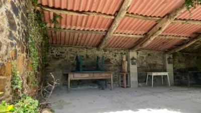 Casa pareada en venta en Andeiro, A Iglesia (Andeiro). Municipio de Cambre de 160.000 €
