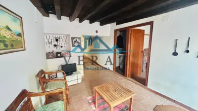 Chalet en venta en Calle Torralba de Oropesa, Oropesa de 97.000 €