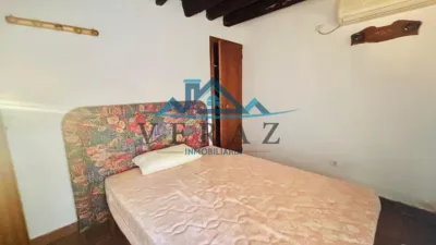 Chalet en venta en Calle Torralba de Oropesa, Oropesa de 97.000 €