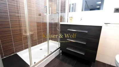 Apartment on Carrer de Santa Isabel photo 15