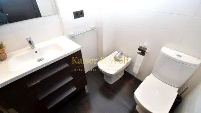 Apartment on Carrer de Santa Isabel photo 18