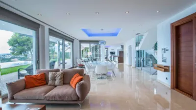 Chalet in Playa Mascarat photo 17