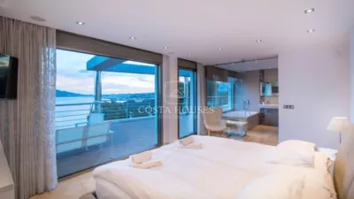 Chalet in Playa Mascarat photo 8