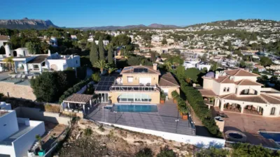 Chalet in La Fustera photo 16