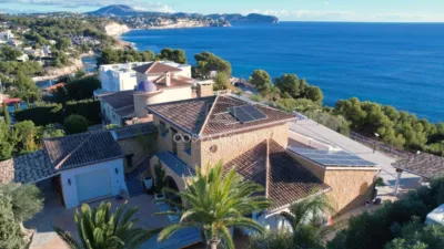 Chalet in La Fustera photo 37