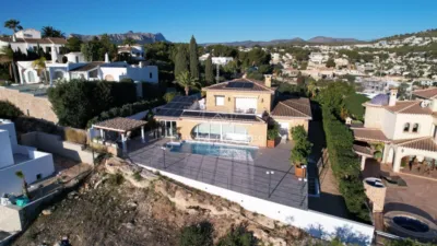 Chalet in La Fustera photo 39