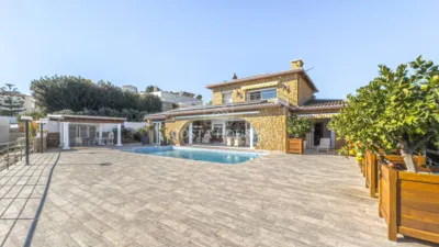 Chalet in La Fustera photo 42