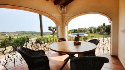 Chalet on Calle Berdica photo 7