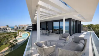 Penthouse at Calle Mar Caspia, No. 38 photo 9