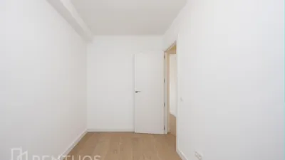 Piso en alquiler en Avenida del General Perón - Imagen 21