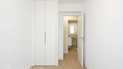 Piso en alquiler en Avenida del General Perón - Imagen 27