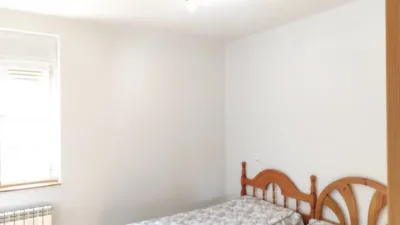 Piso en alquiler en Estacion, San Antonio-Estación-Las Hervencias (Ávila Capital) de 900 €<span>/mes</span>