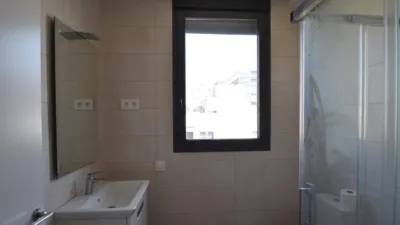 Piso en alquiler en Carrer de Pere Jacas, Barri de Mar-Ribes Roges-Plaça de la Sardana (Vilanova i la Geltrú) de 2.513 €<span>/mes</span>